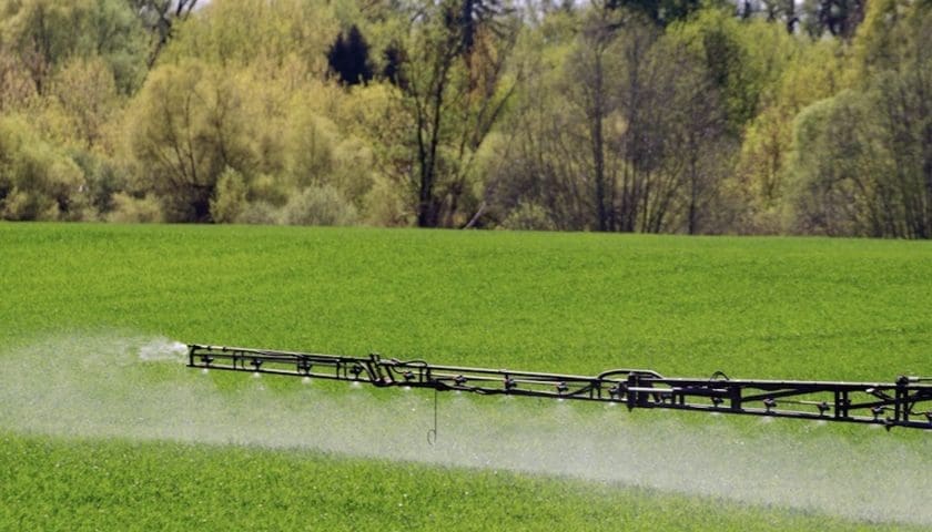 Thumbnail for Bayer raises 2025 outlook, expands legal provisions and advances new herbicide filing